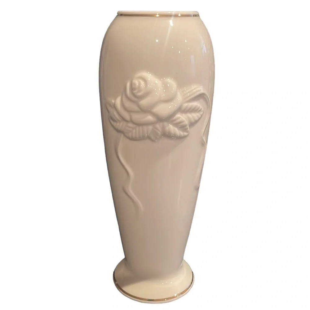 Lenox China Rose Bud Vase Creamy Color Gold Rim Band Floral Rose Front Vintage